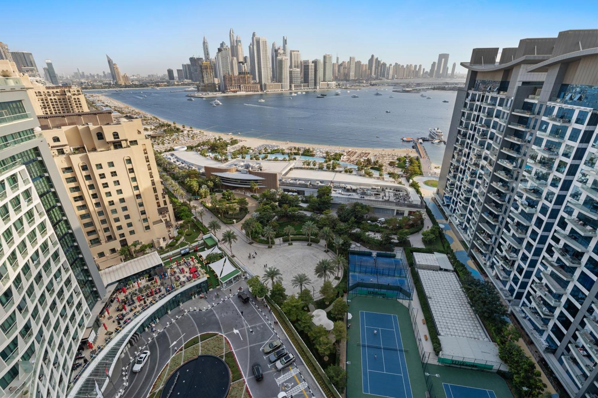 Apartment Cozy With Access -palm Jumeirah Dubai